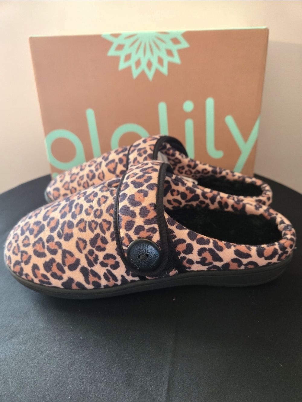 Glolily Leopard Print Comfort Slippers – Women’s Size 9M – NEW